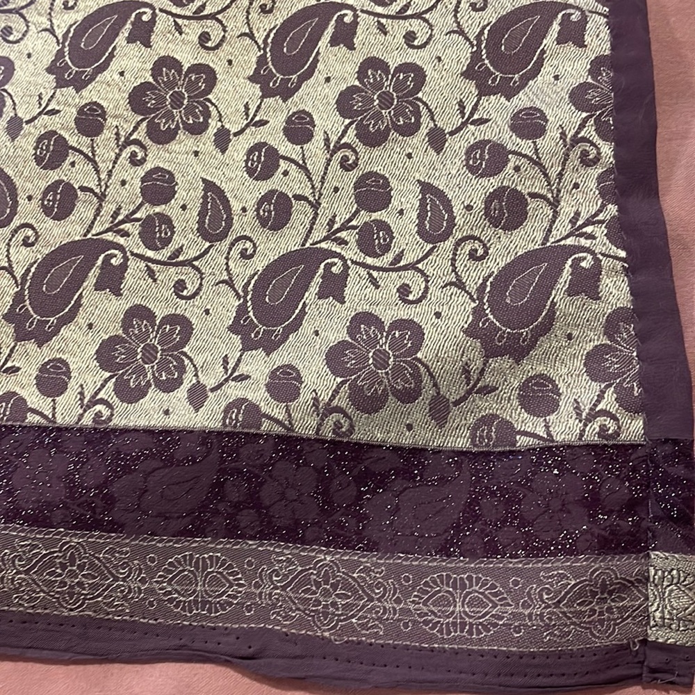 Gorgeous saree with blouse